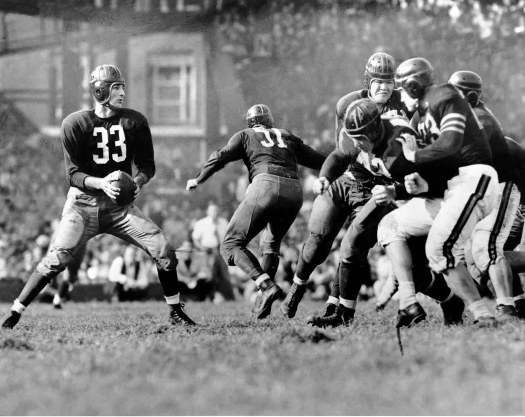 Sammy-Baugh-Washington-Redskins-Chicago-Bears-NFL-1942